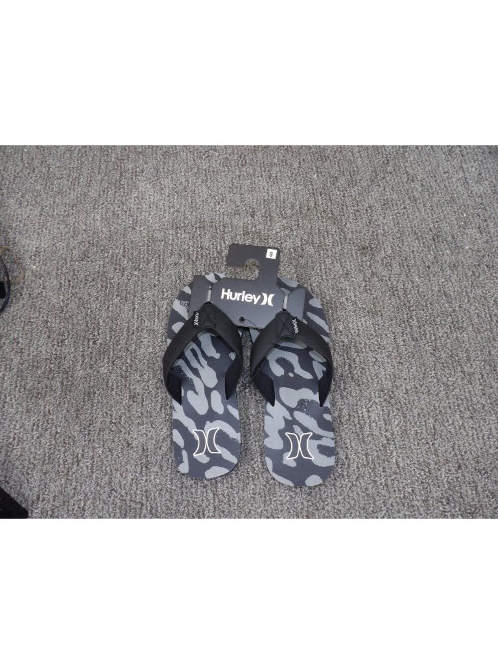 Hurley Mens Flip Flops Sandals Size 9 Camouflage Print Black Straps Comfortable